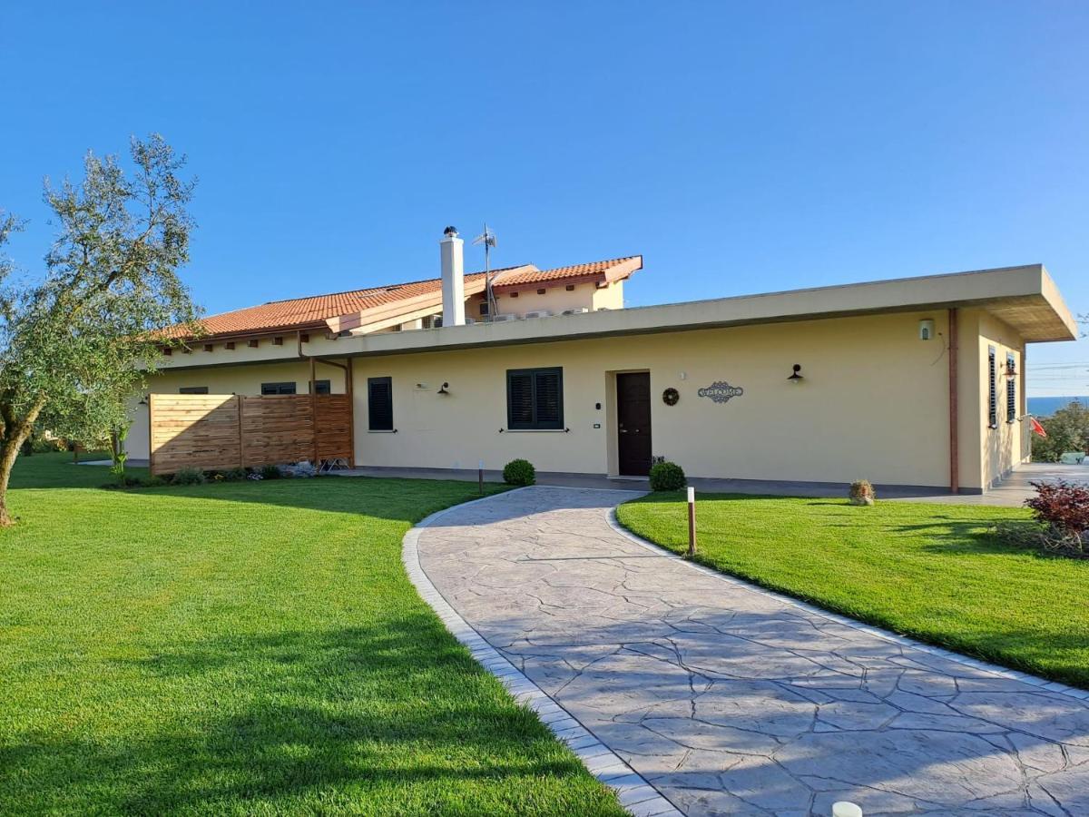 La Campagna Di Peppe E Tullia Bed & Breakfast Formia Luaran gambar